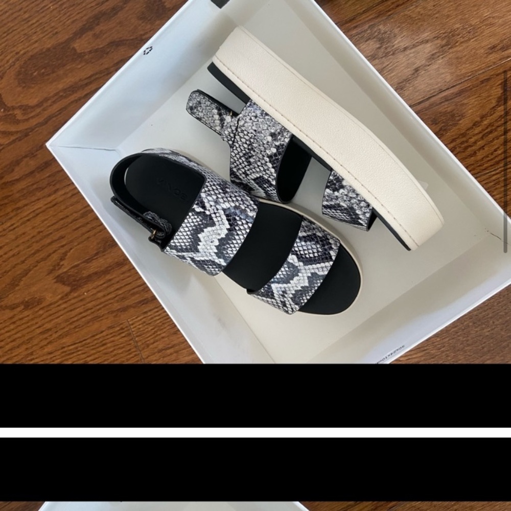 Vince sandals